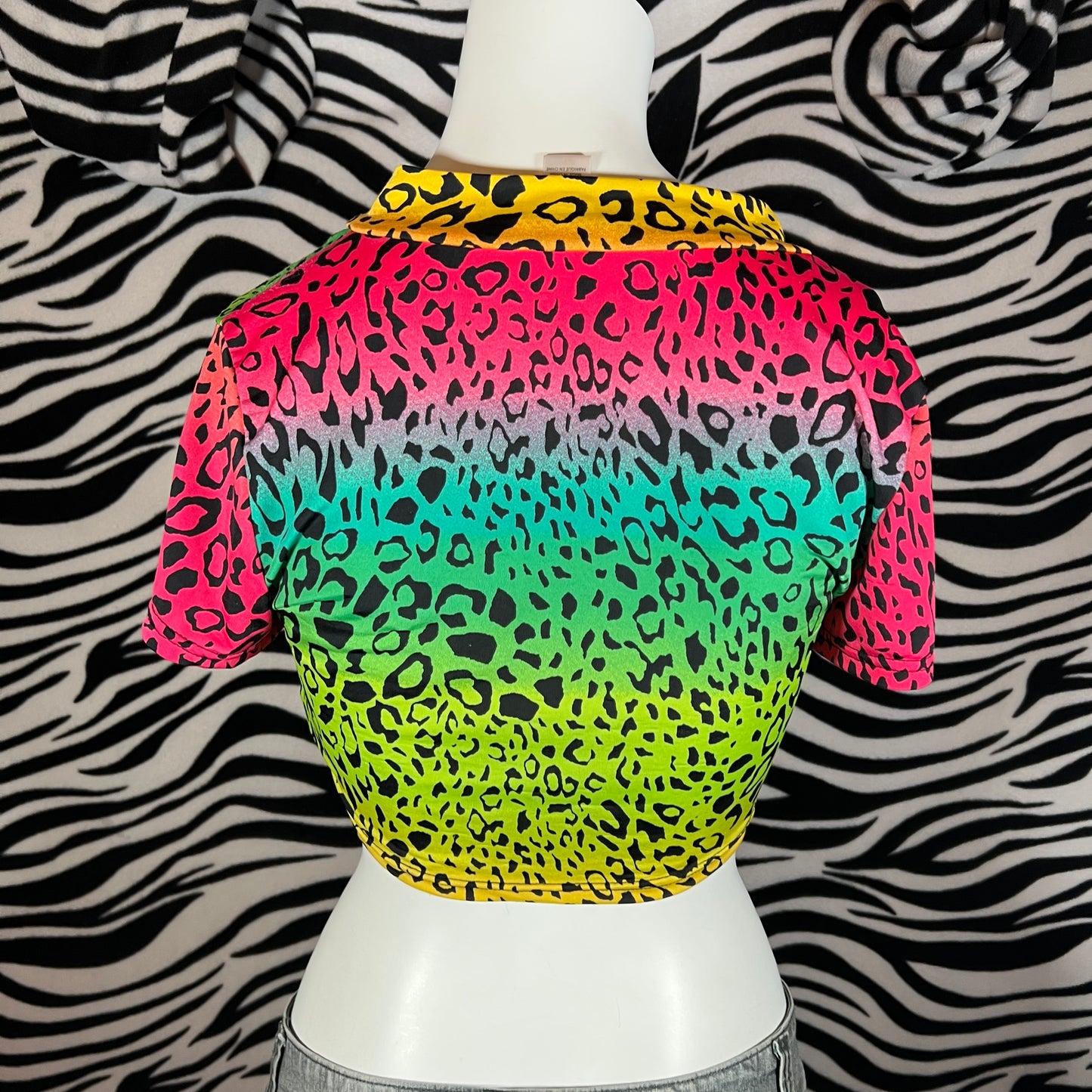 scene cheetah neon crop